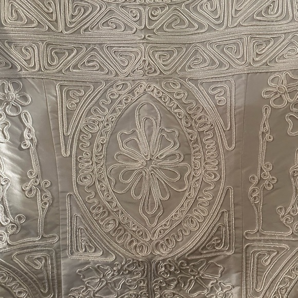 Marisa Baratelli Cream Embellished Open-Front Blazer 100% Thai Silk - Picture 3 of 9